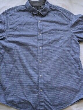 Men's Soft Flannel Long Sleeve Button Up XL Banana Republic